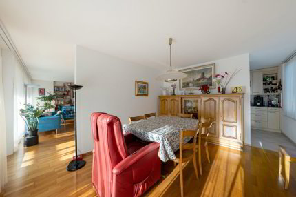 Appartement PPE de 5.5 pièces en vente à Lachen SZ - 151 m² 1/5