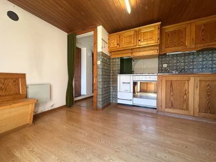 Maison de village 5.5 pièces avec potentiel et superbe vue ! Val de... 1/5
