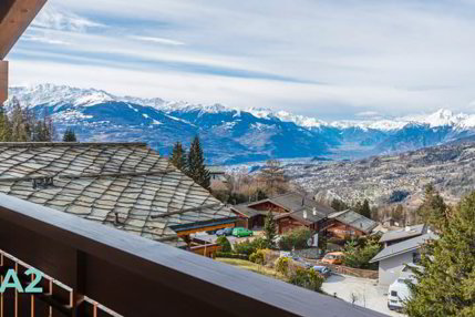 Chalet avec Vue imprenable sur la Vallée et les Alpes 1/5