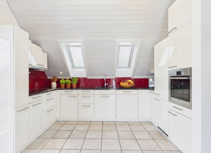 Sonnige Wohlfühloase im Dachgeschoss 1/5