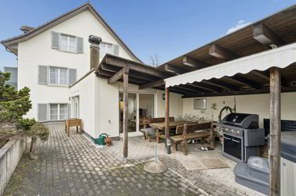 Attraktives 3-Familienhaus ohne Durchgangsverkehr in Regensdorf 1/5