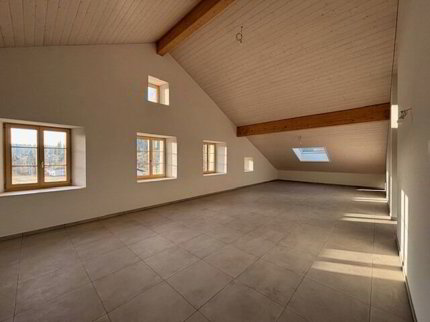 Appartement de 4.5 pièces en location à Muriaux - 140 m² 1/5