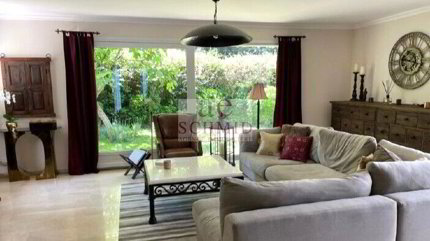Maison individuelle de 7 pièces en vente à A proximité du Parc des Rayes - 280 m² 1/5