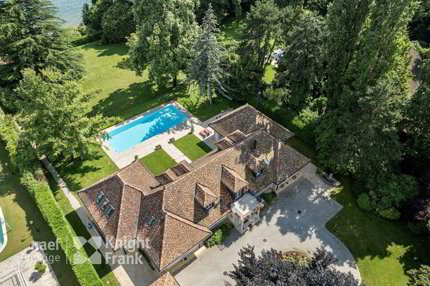 Maison individuelle de 10 pièces en vente à Perroy - 532 m² 1/3