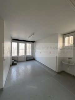 Commercial for rent in Lausanne, Switzerland 1/5