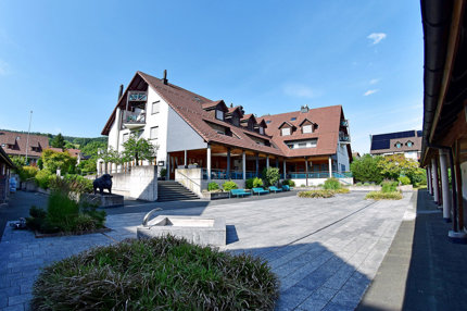Commercial for sale, Dorfwisenstrasse 14 (Schöfflisdorf, Switzerland) 1/3