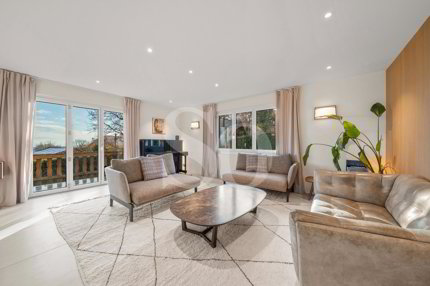 House for sale in Nyon (district), Switzerland 1/5