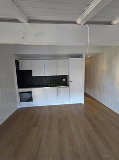 Studio,1,28 1/3