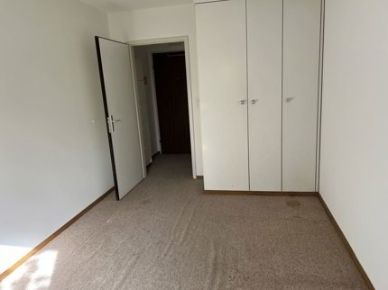 undefined 1/3