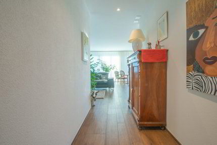 Moderne 4.5-Zimmer-Wohnung mit grossem Balkon - nur wenige Schritte vom Bahnhof 1/5