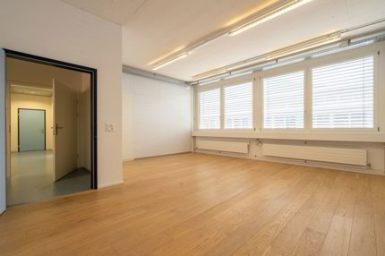 Bureau with 4 rooms for rent in Alpnach Dorf - 25 m² 1/5