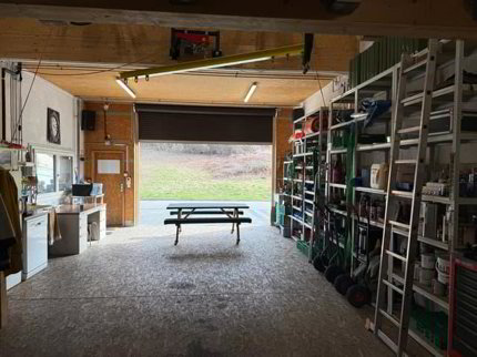 À louer - Atelier / Local artisanal d'environ 119 m² - Zone... 1/5
