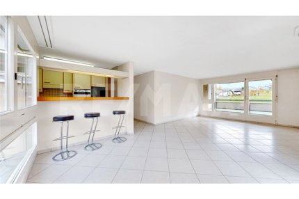 Ganz oben zuhause: helle 4.5-Zimmer-Dachwohnung mit Weitsicht 1/5