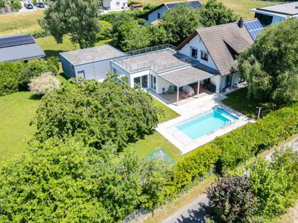 Une vue de rêve - spacieuse villa familiale face au lac de Neuchâtel 1/5