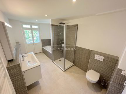 Appartement de 6.5 pièces en location à Basel - 160 m² 1/5