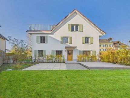 Villa contiguë with 4.5 rooms on sale in Dürnten - Ref 7801777 1/1