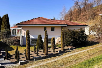 Einfamilienhaus in ruhiger Lage mit Blick ins Grüne 1/5