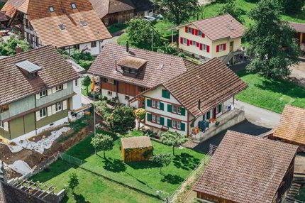 Mehrgenerationen-Wohnen in zwei Einheiten mit viel Platz (283m2) 1/5