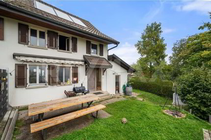 Charmante maison mitoyenne avec vue dégagée sur les Préalpes 1/5