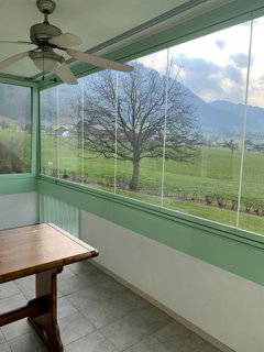 Feierabendsonne auf dem Balkon mit Weitsicht und Steuervorteile 1/5