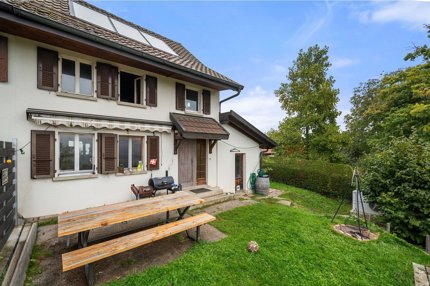 House for sale in La Folliaz, Switzerland 1/5