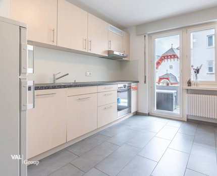 Grosszügige 4.5 Zimmer Wohnung 1/5
