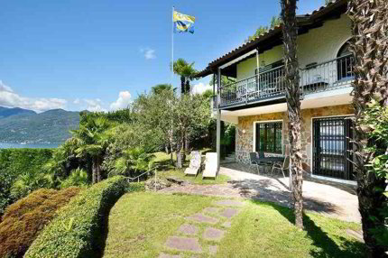 Luino: exklusive 7.5-Z.-Adlerhorst-Villa an Panoramaseeblicklage 1/5