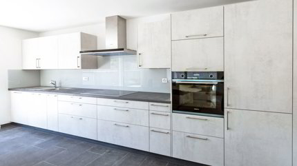 Attique de 4.5 pièces en location à - 122 m² 1/5