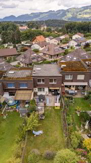 Villa contiguë de 5.5 pièces en vente à Spiez - 135 m² 1/5