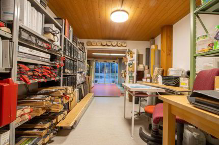 Commerce de 2 pièces en location à Burgdorf - 111 m² 1/5