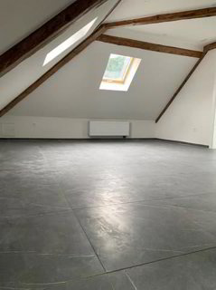 Charmant appartement sous les toits de 2,5 pièces aux Evouettes 1/5