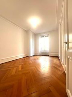 Superbe appartement de 4,5 pièces en plein coeur des Eaux-Vives 1/5
