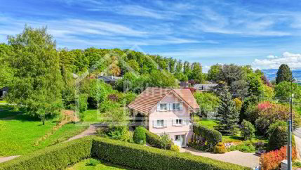 Villa individuelle familiale avec jardin, volumes généreux et... 1/5