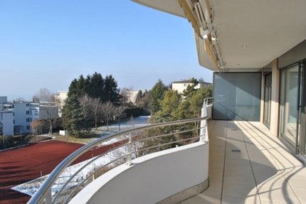 undefined 1/5