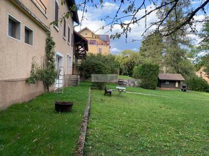 Immeuble de rendement avec 3 appartements, bureau, garage/hangar et... 1/5