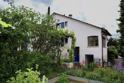 6 - Zimmer Einfamilienhaus an sehr ruhiger und sonniger Lage 1/5