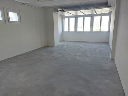 Bail flexible - proche de tout - Bureau de 55m2 brut ou aménagé 1/3