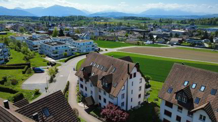 Dachgeschoss Wohnung mit wunderbarer Aussicht, an ruhiger, kinderfreundlicher Lage! 1/5
