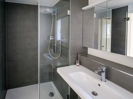 Moderne 3-Zimmerwohnung mit grossem Balkon 1/5