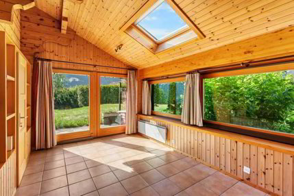 Chalet au coeur des Marécottes, à proximité immédiate de la station... 1/5