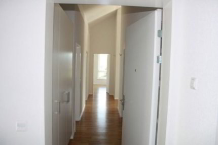 Sonnige 4.5-Zimmer-Dachwohnung mit Eigentumswohnungsstandard 1/5