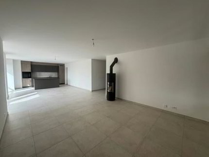 Magnifique appartement de 4,5 pièces avec balcon au deuxième étage 1/5