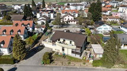 Charmante Wohn- und Gewerbeliegenschaft an zentraler Lage in Gurmels 1/5