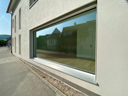 Local commercial de 1 pièce en location à Magden - 21 m² 1/5
