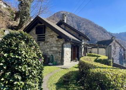 Maison individuelle en vente à Vogorno - Réf 8008136 1/1