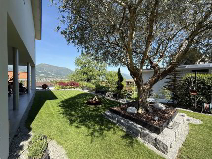 Maison de 5.5 pièces en vente à Novazzano - 208 m² 1/5