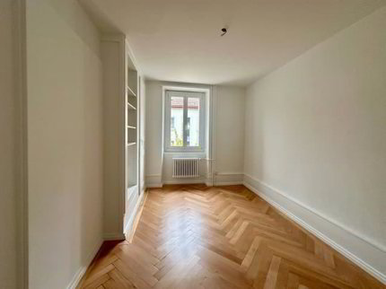 Appartement 3.5 pièces lumineux et calme à La Chaux-de-Fonds 1/5