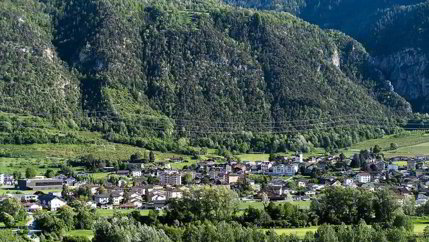 Rare, très grande parcelle artisanale/industrielle équipée à Grône/VS 1/1