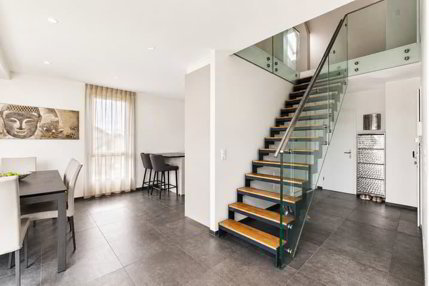 Magnifique attique avec mezzanine aménagée 1/5