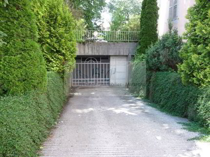 Parking souterrain en location à La Chaux-de-Fonds - Réf FC21/parking 1/3